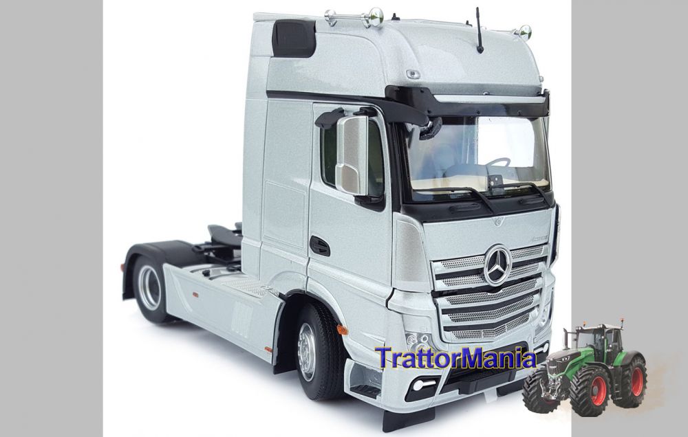 Mercedes Actros Gigaspace 4x2 argento