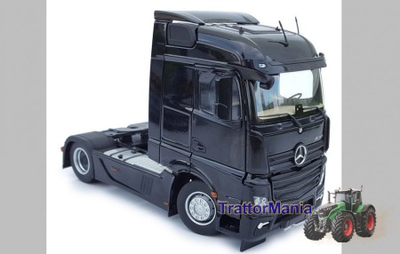 Mercedes Actros Streamspace 4x2 nero