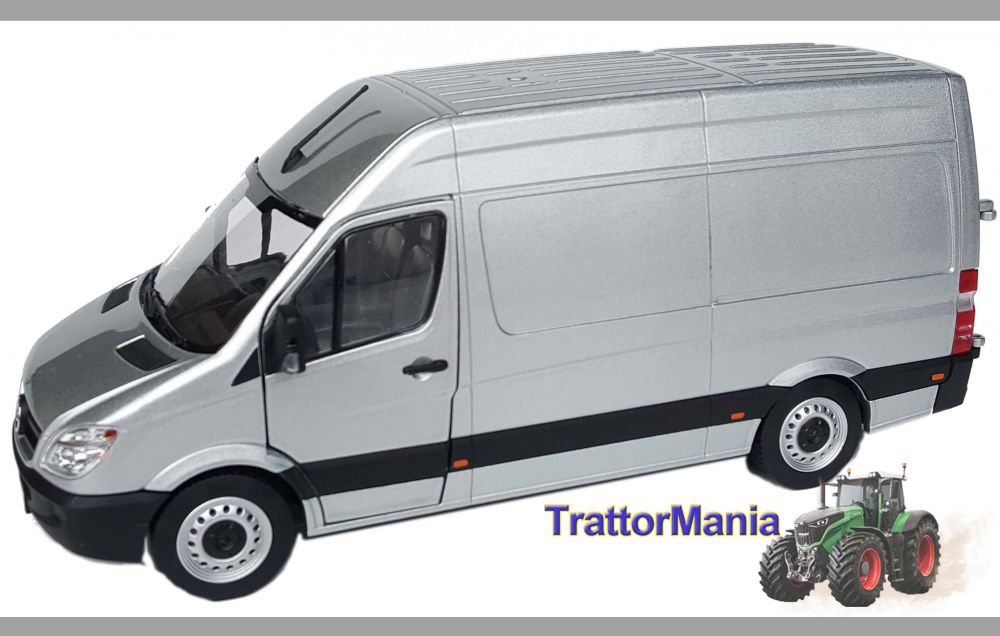Mercedes-Benz Sprinter argento
