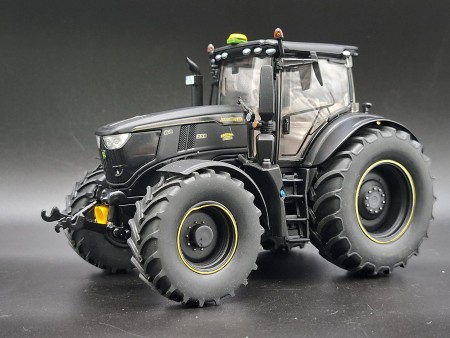 JOHN DEERE 6R ALL BLACK OPACO