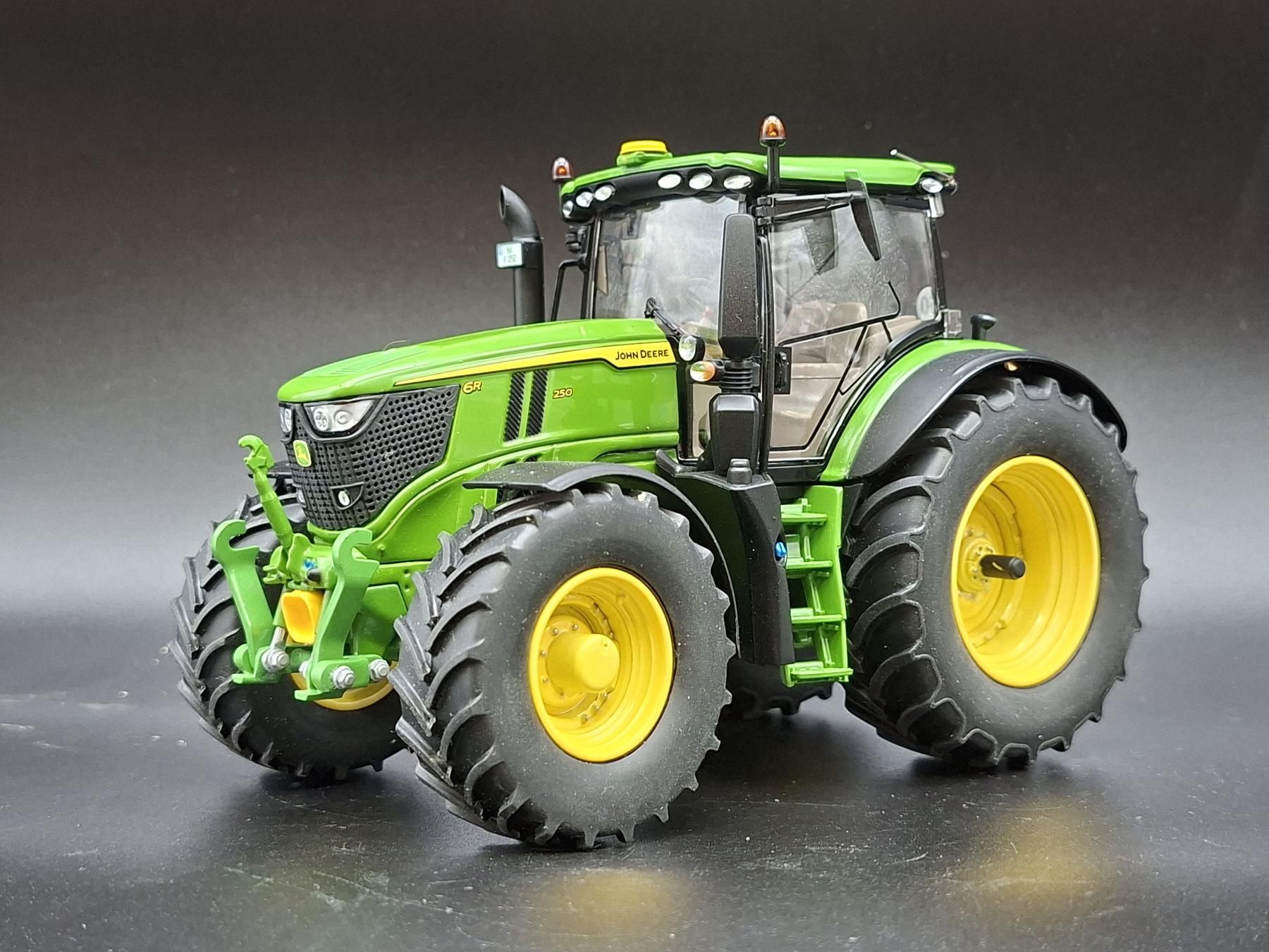 JOHN DEERE 6R.250 SUPER PRECISION