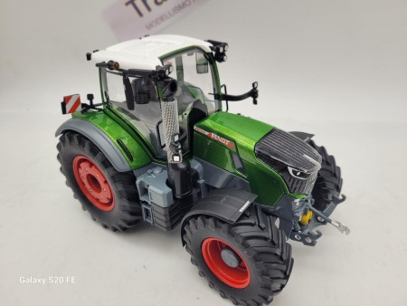 FENDT 728 NATURE GREEN METALLIZATO