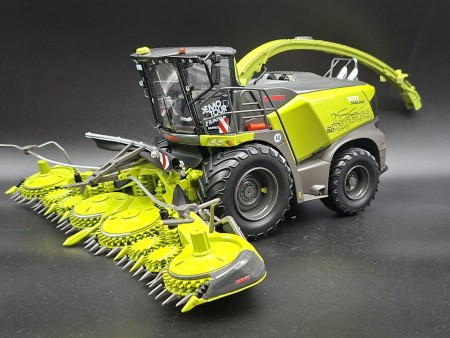 CLAAS JAGUAR ANNIVERSARY FRANCE DEMO TOUR