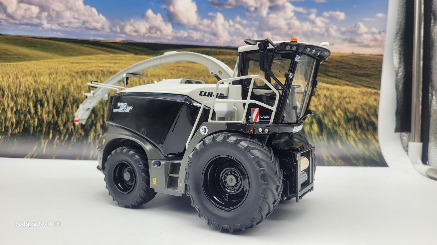 CLAAS JAGUAR 990 ALL BLACK