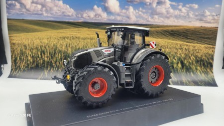 CLAAS AXION 880 GUN METAL