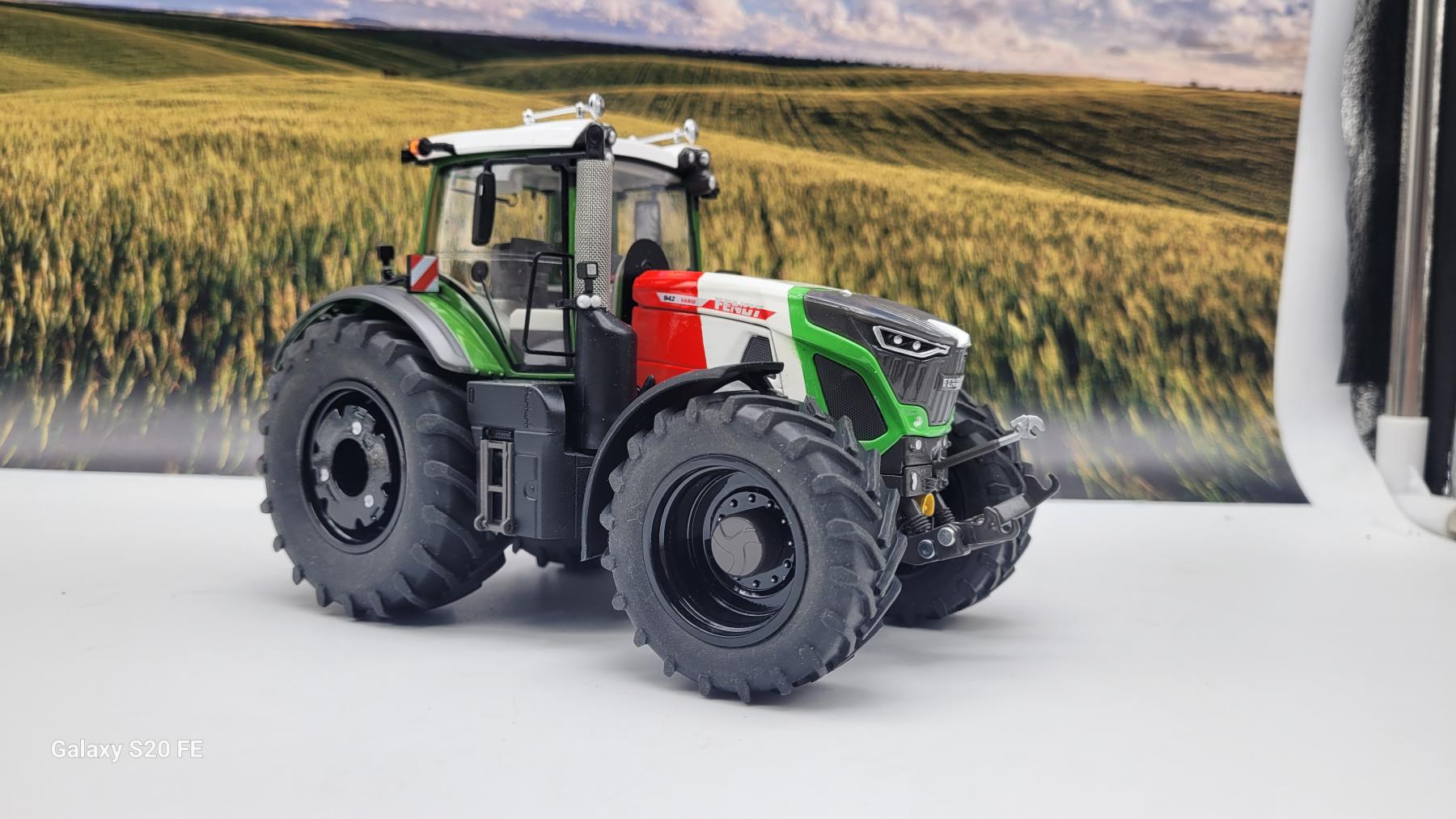 FENDT 942 VARIUO ITALIA STYLE MAGGIORATO