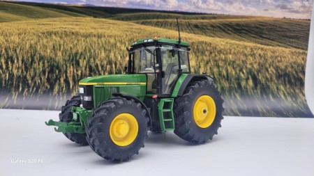JOHN DEERE 7810
