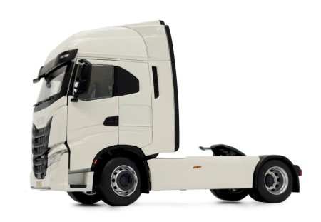IVECO S-WAY 4X2 BIANCO