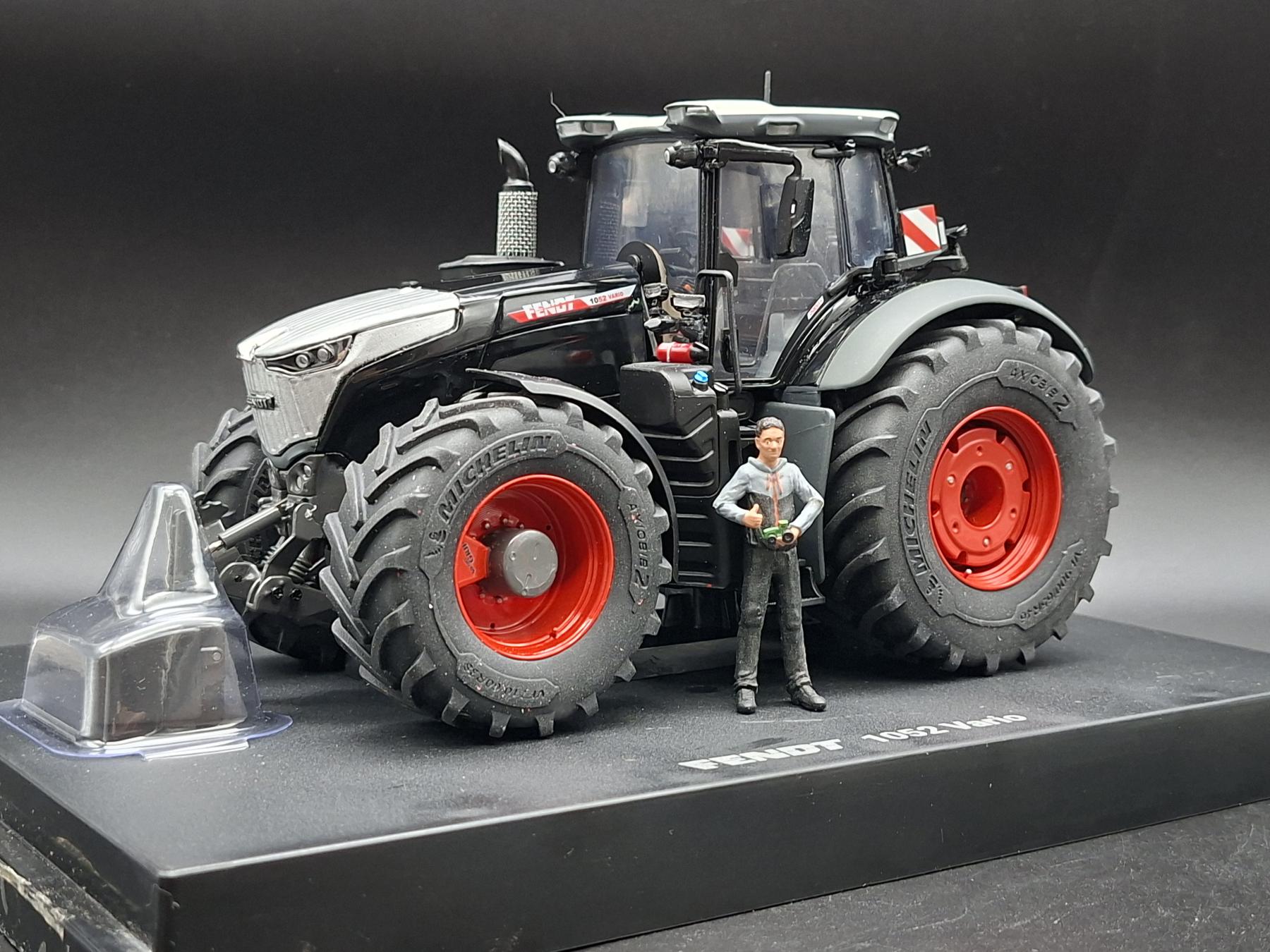 FENDT 1052 VARIO BLACK BEAUTY MAGGIORATO TOP