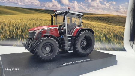 MASSEY FERGUSON 8S BORDEAUX METTALLIZZATO