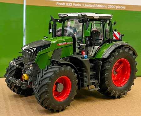 FENDT 832 VARIO (2025)