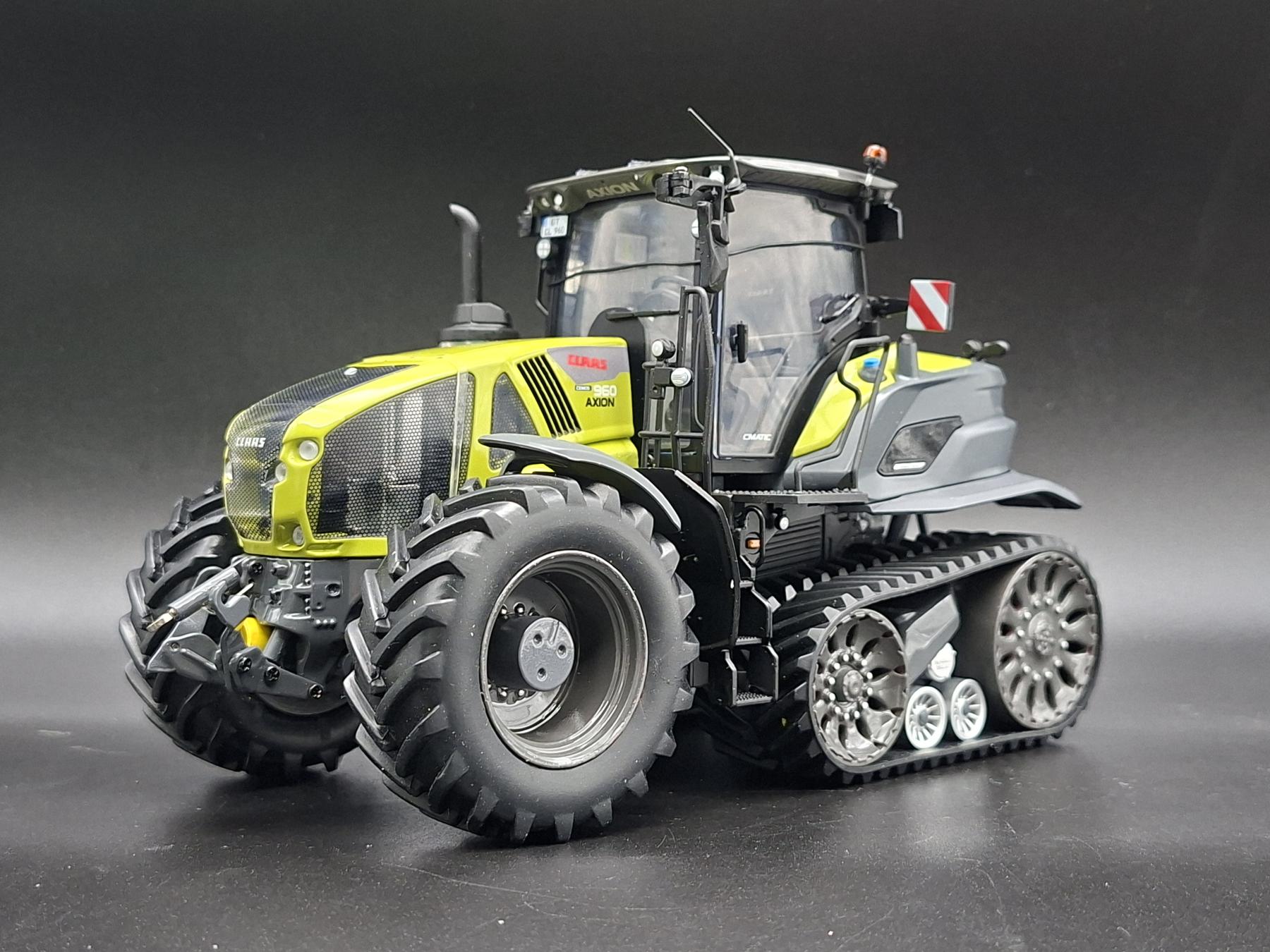 CLAAS AXION 930 BLACK NIGHT EDITION