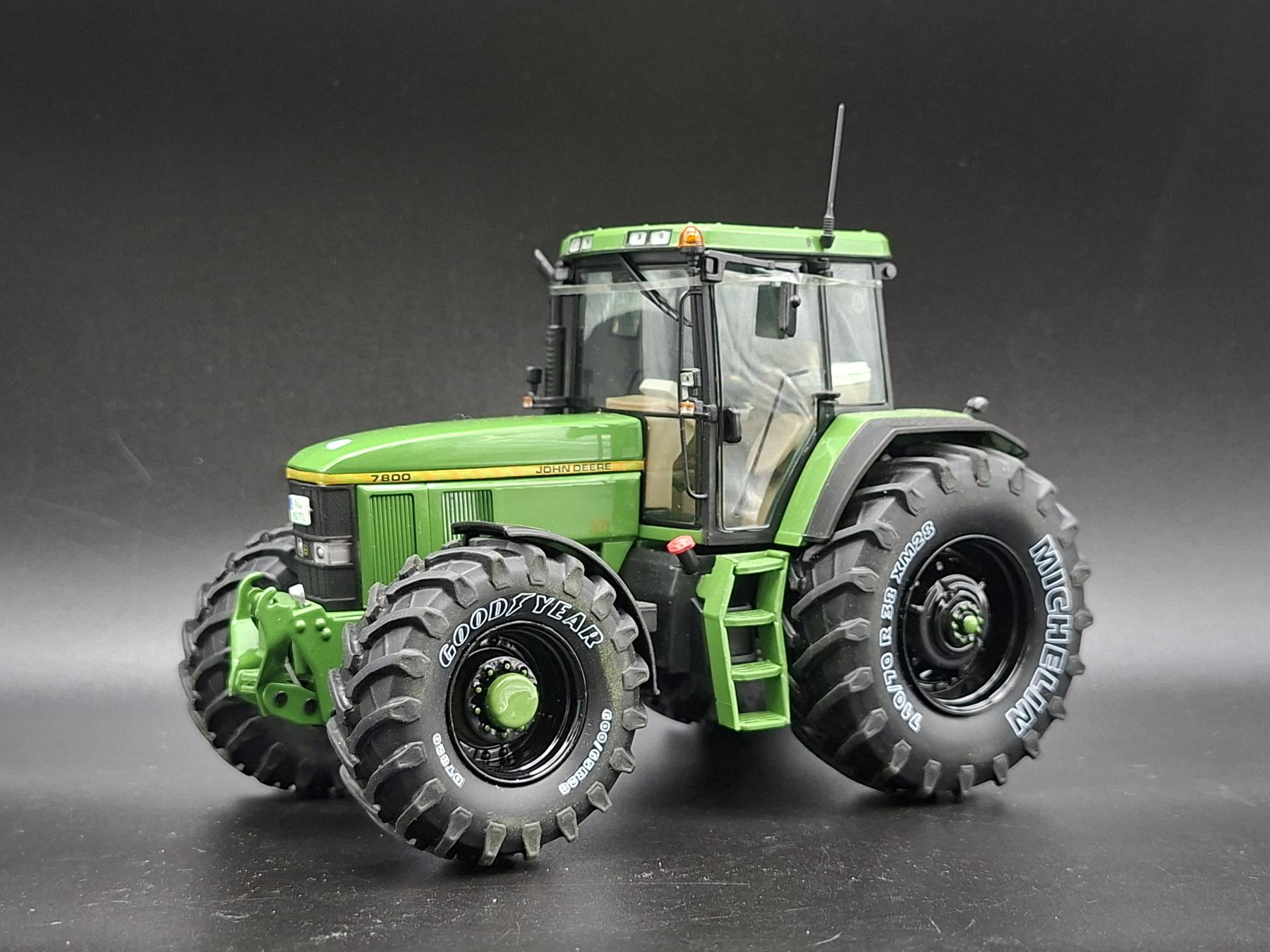JOHN DEERE 7800 BLACK LINE SPECIAL
