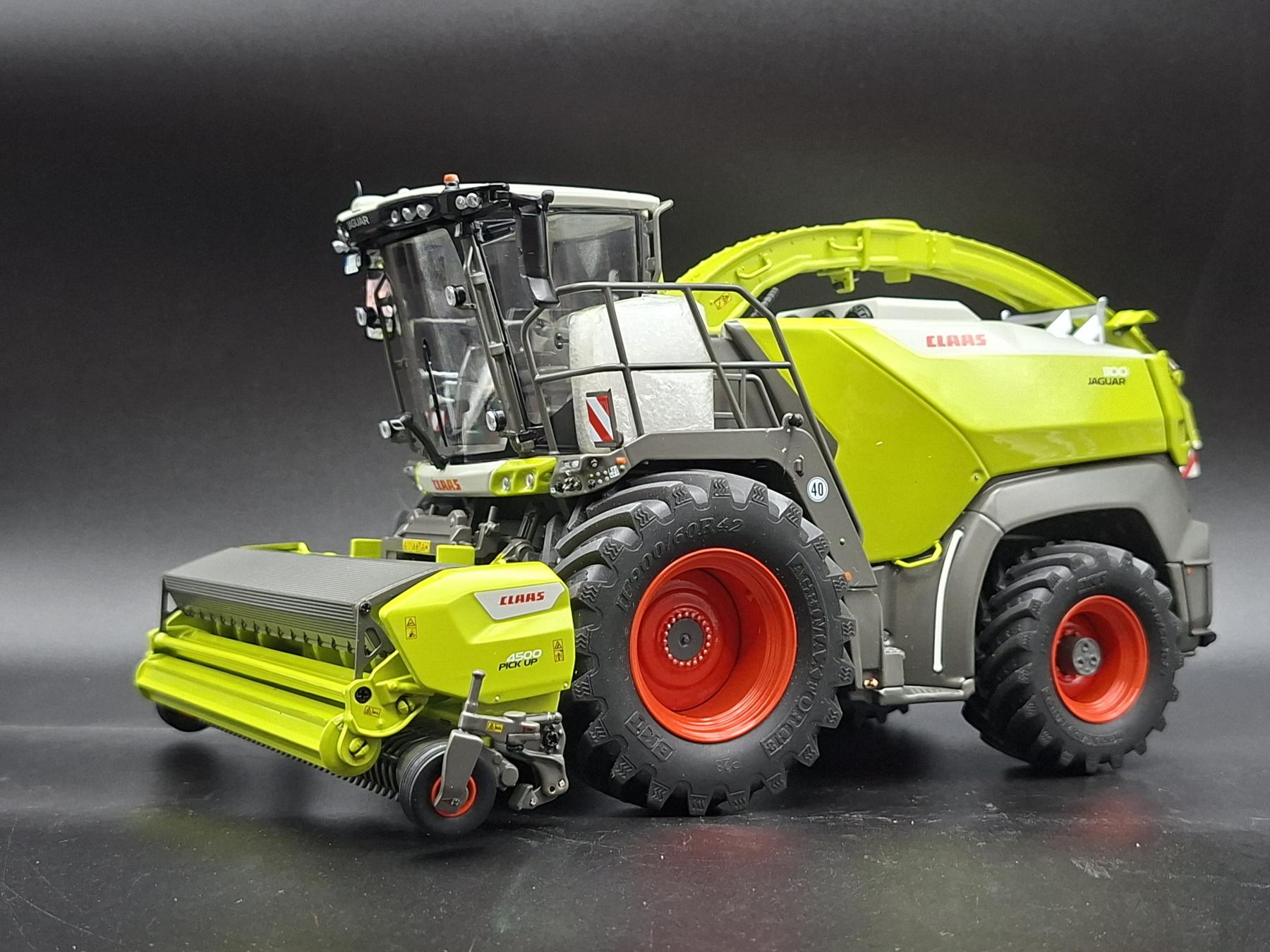 CLAAS JAGUAR 1100 PICK UP MAGGIORATA TRECKERLE