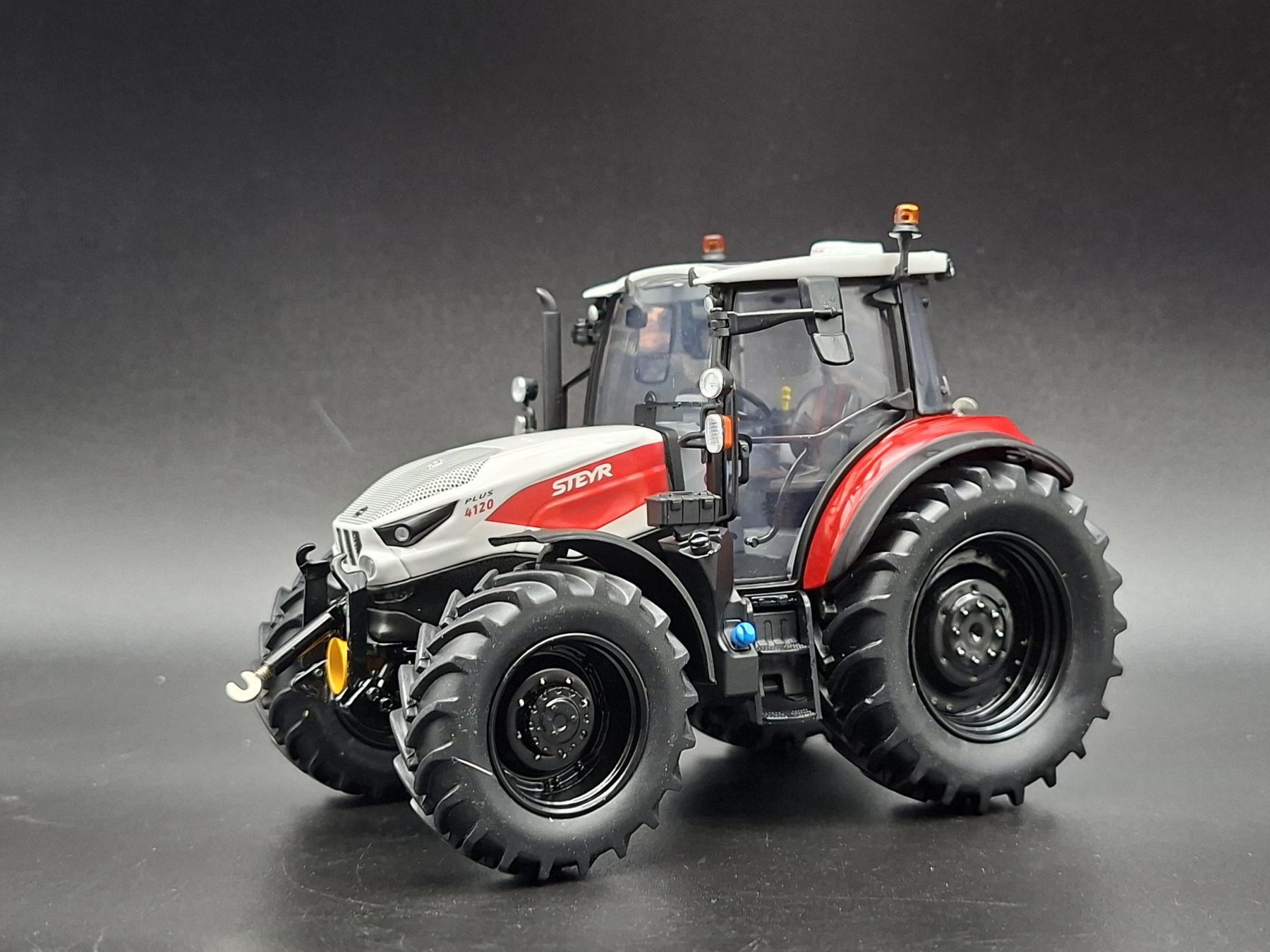 STEYR 4120 PLUS BLACK LINE 