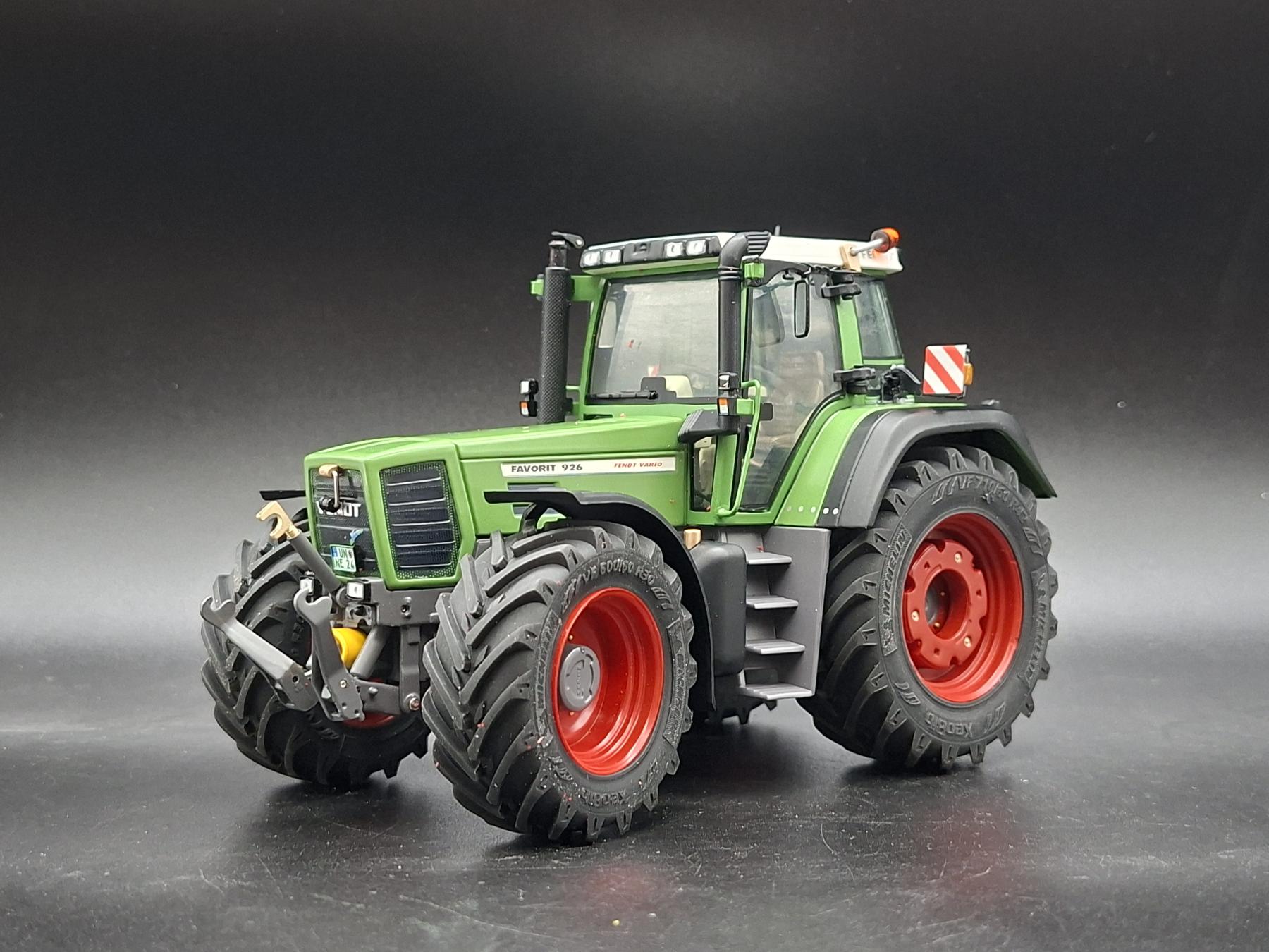 FENDT 926 FAVORIT (1°GEN.)  MAGGIORATO PERFECT32