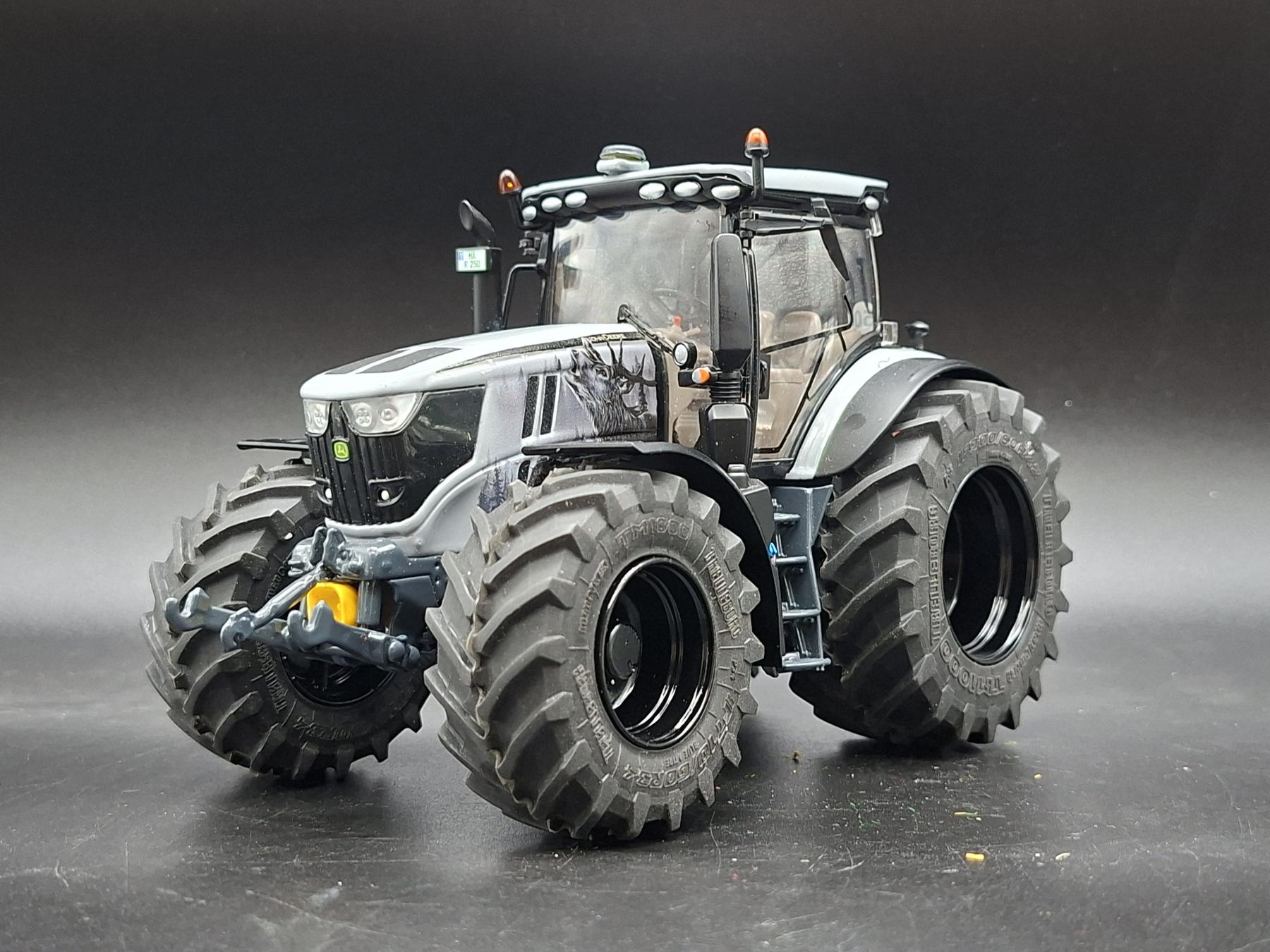 JOHN DEERE 62.250 SPECIAL GREY MAGGIORATO PERFECT32