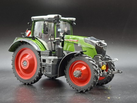 FENDT 832 VARIO SET TRECKERLE