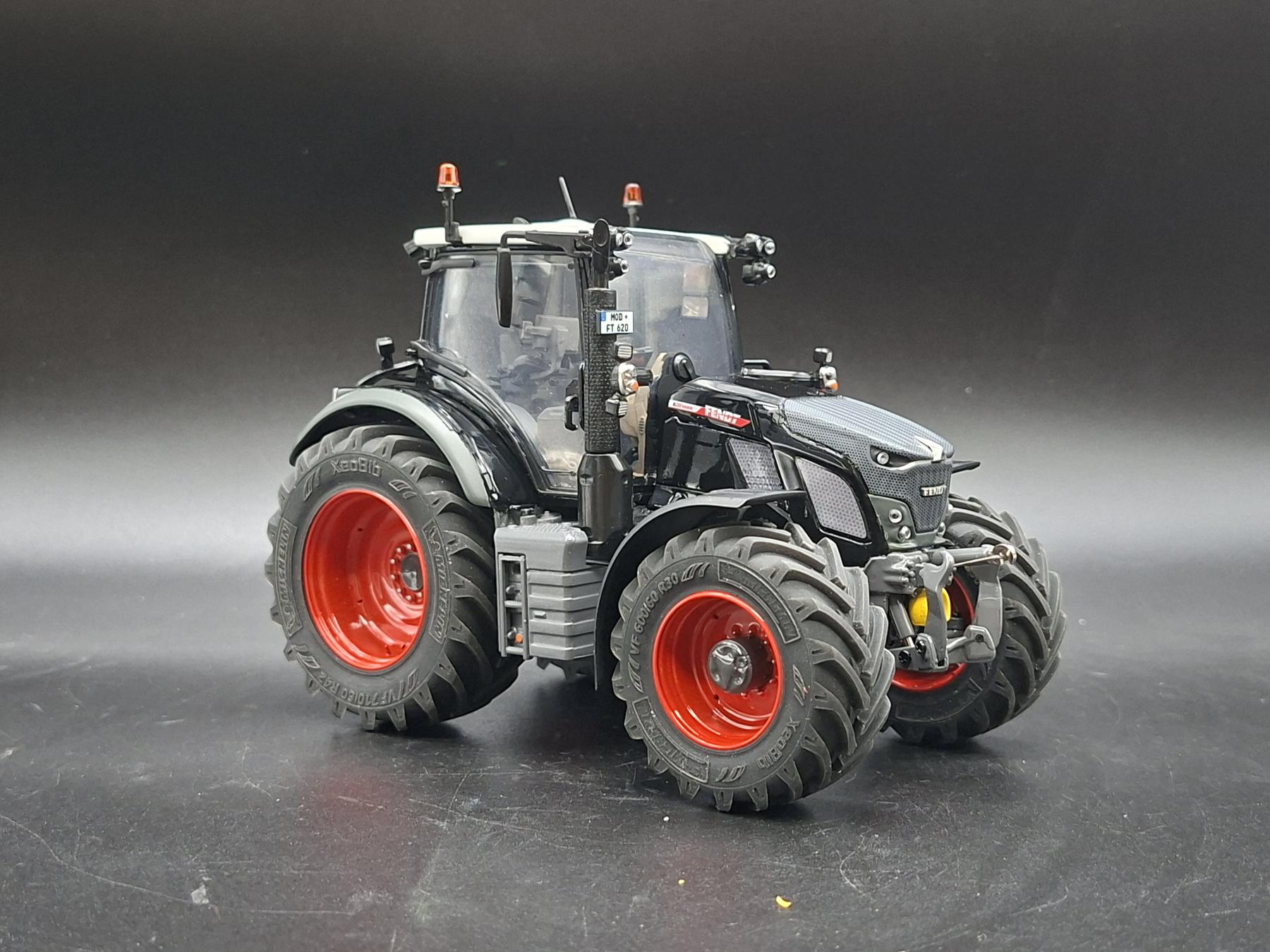 FENDT 620 VARIO BLACK MAGGIORATO PERFECT32