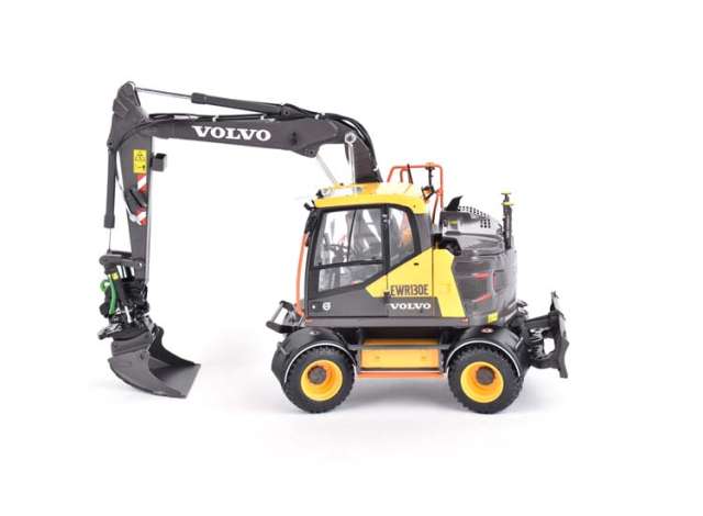 VOLVO EWR 130E + Nokian GROUND KARE
