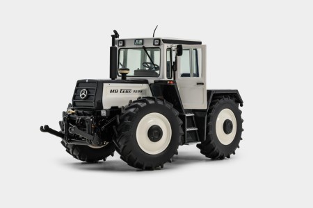MB TRAC 1500 BLACK/WHITE (TRAKTORADO 2026)